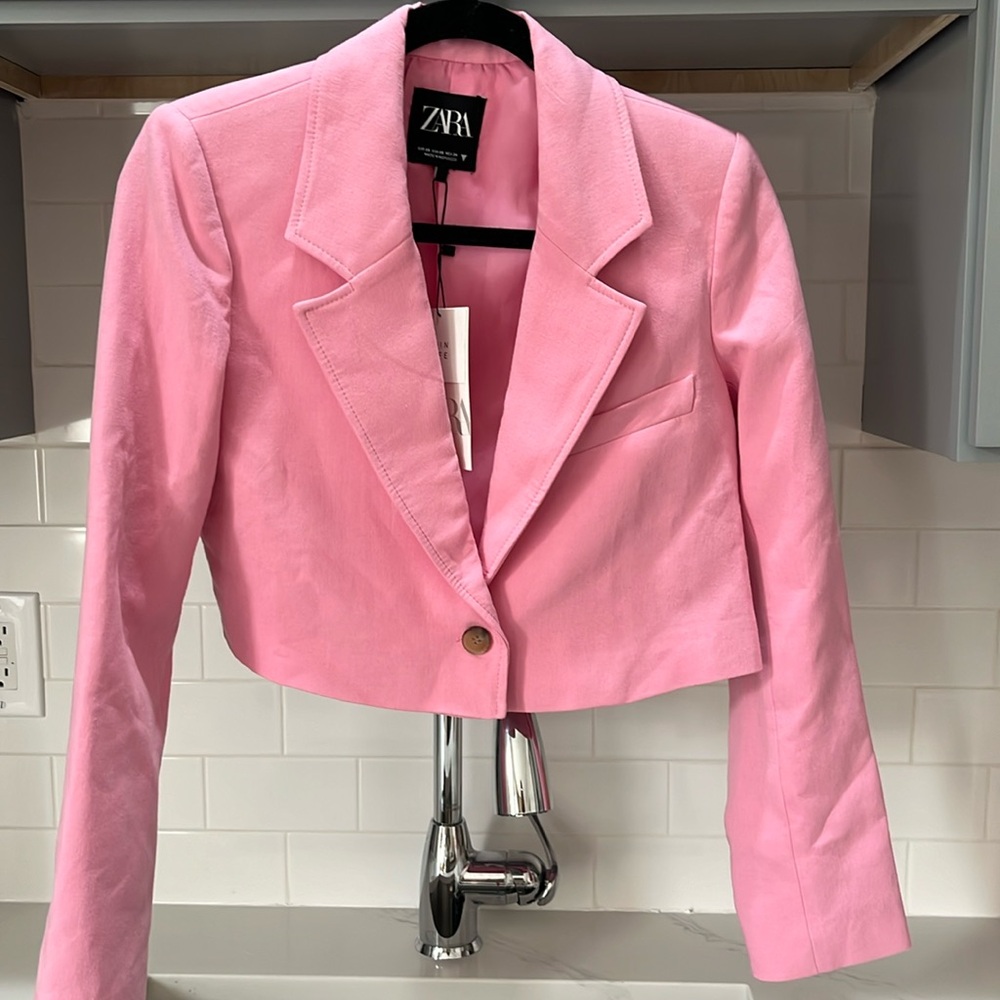NWT Zara cropped blazer
